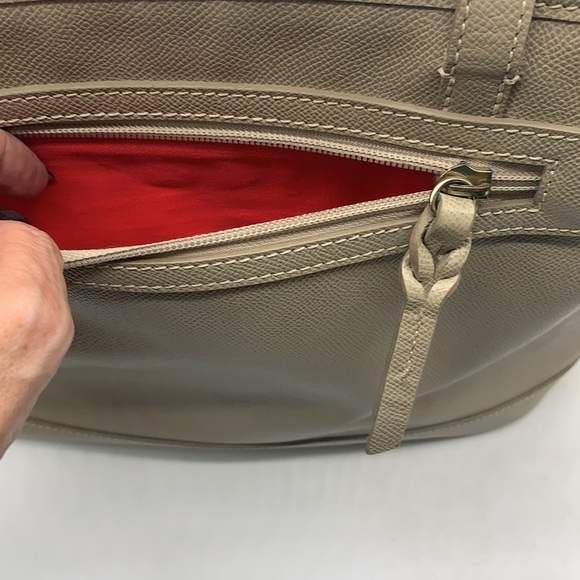 Dooney & Bourke Tan Tote Bag. DB1451 - Picture 10 of 10